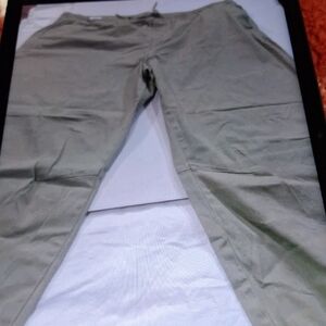 No Boundaries Men's Gray Chinos
